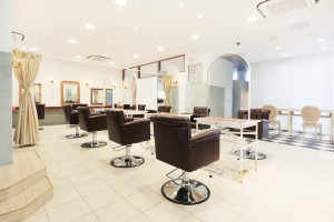 LOUVRE　Total　Beauty　Salon　生駒店の仕事イメージ